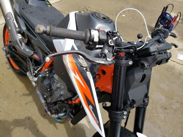 2021 KTM 890 DUKE R VBKTU9404MM805951