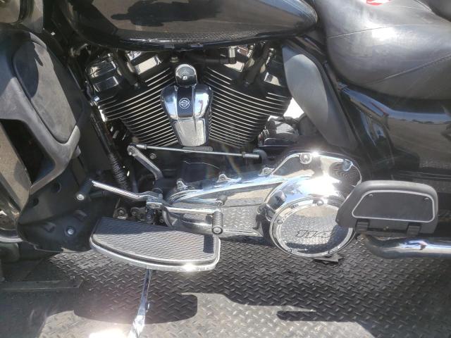 2019 HARLEY-DAVIDSON FLTRU 1HD1KGF31KB618877