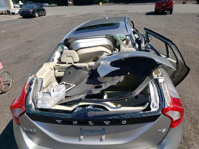 2015 VOLVO V60 PREMIE YV140MEK5F1232187