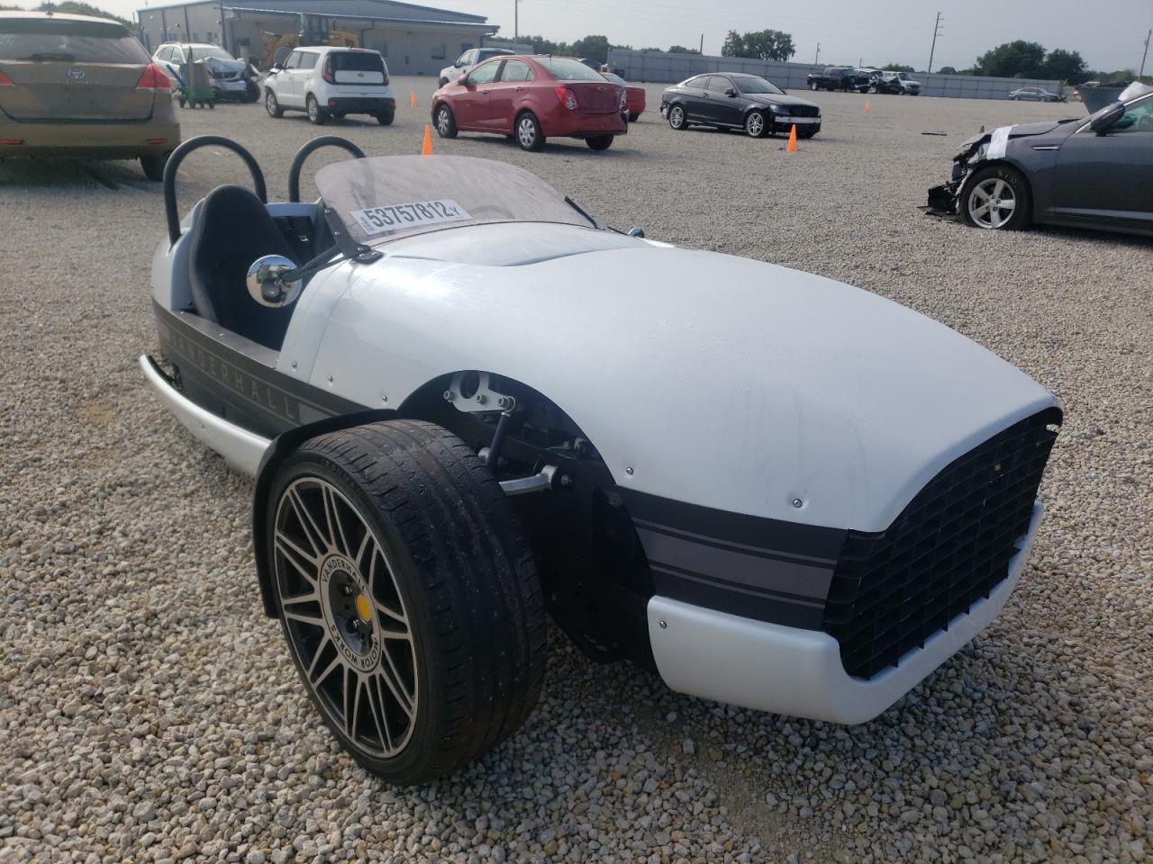 1V9TV2003JR190660 VAND TRIKE 2018