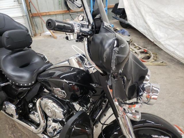 2011 HARLEY-DAVIDSON FLHTCU 1HD1FC416BB668155