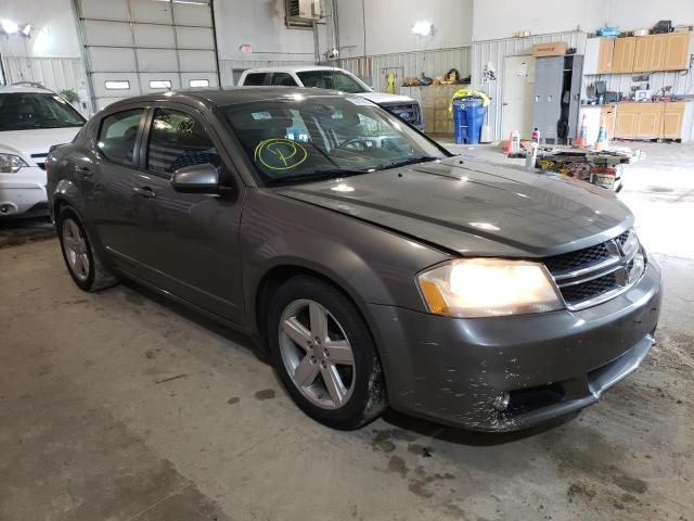 Salvage cars for sale from Copart Columbia, MO: 2013 Dodge Avenger SX