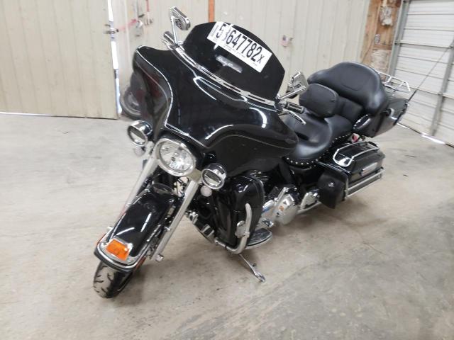 2011 HARLEY-DAVIDSON FLHTCU 1HD1FC416BB668155