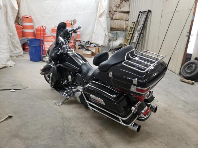 2011 HARLEY-DAVIDSON FLHTCU 1HD1FC416BB668155