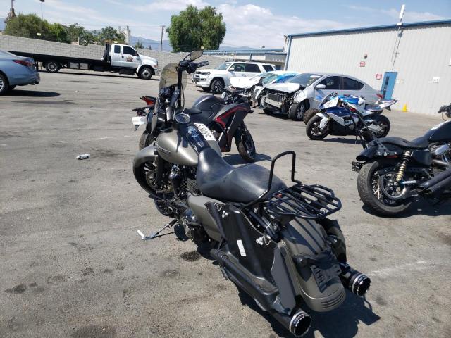 2018 HARLEY-DAVIDSON FLHRXS 1HD1KVC32JB610732