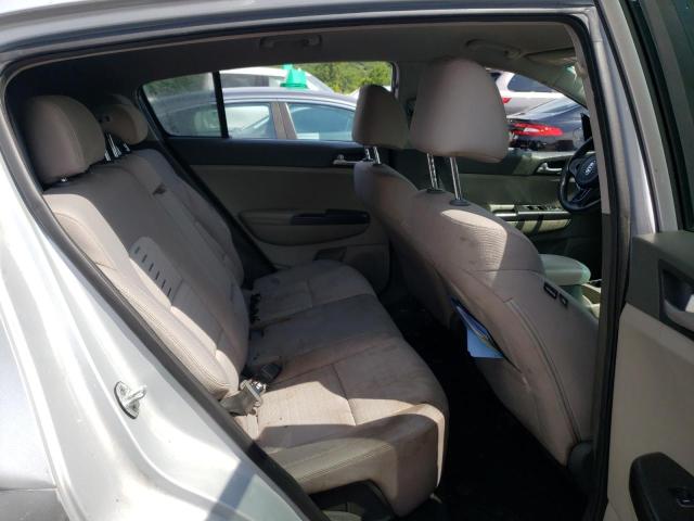 KNDPMCAC2J7310415 KIA Sportage Lx