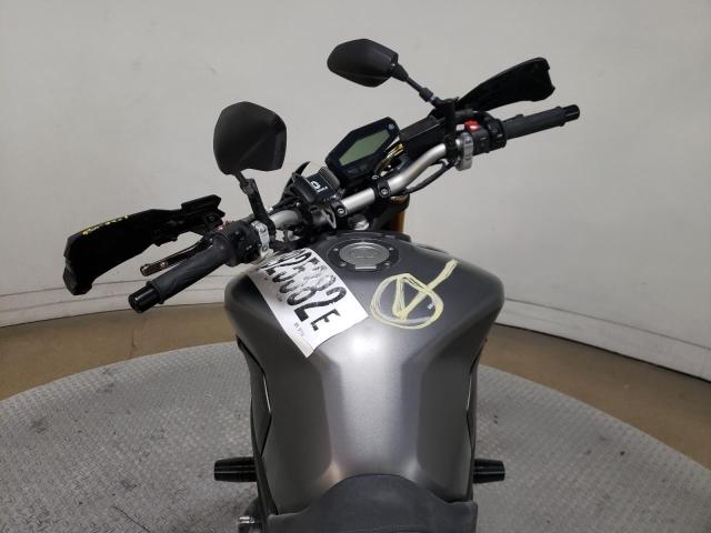 2015 YAMAHA FZ09 JYARN33E3FA004818
