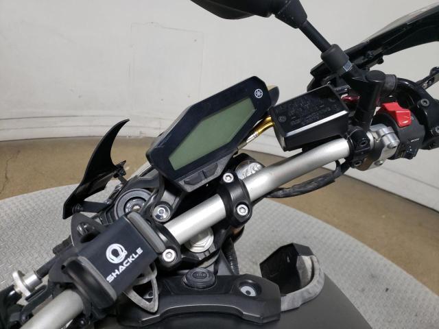2015 YAMAHA FZ09 JYARN33E3FA004818