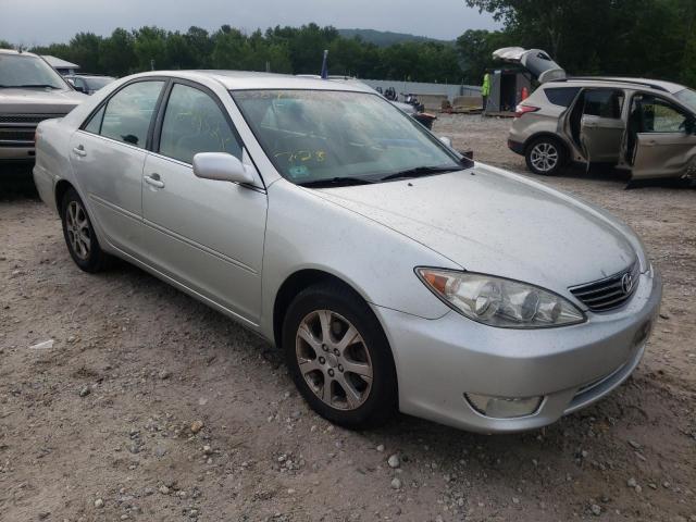 TOYOTA CAMRY 2005 SILVER Photo 1