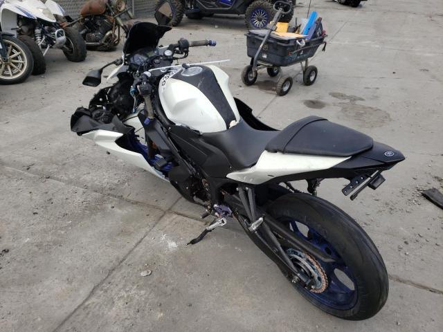 2016 YAMAHA YZFR3 MH3RH06Y4GK014884