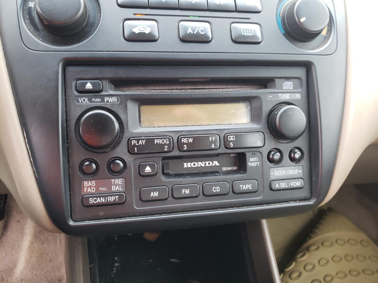 2001 Honda Accord Value VIN: 1HGCF86661A089379 Lot: 53835222