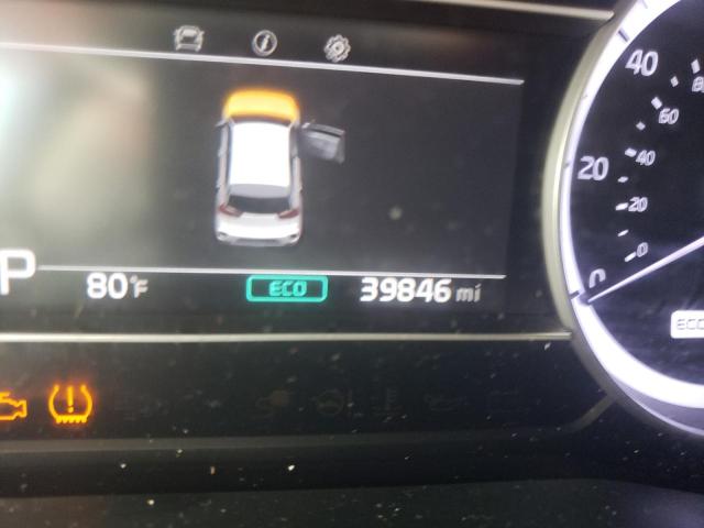 KNDCB3LC8L5448007 KIA NIRO LX