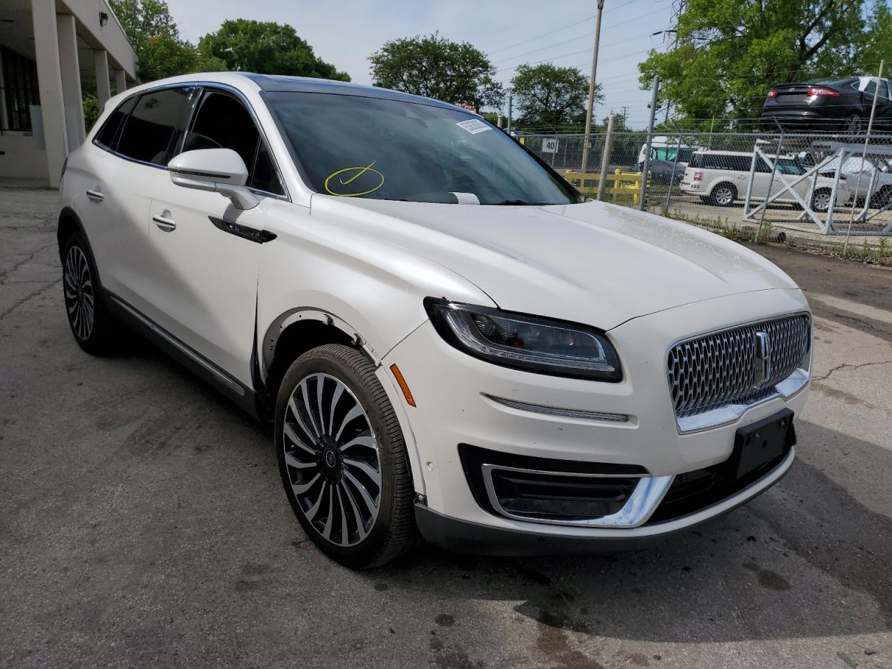 2LMPJ9JP3KBL41275 LINCOLN NAUTILUS B 2019