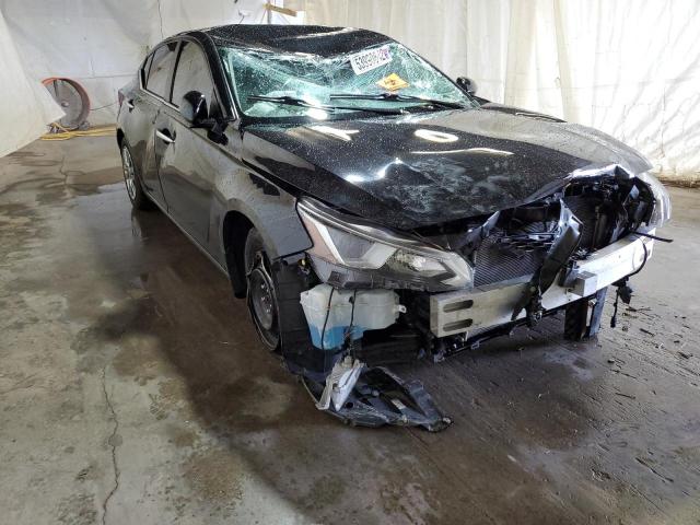 Salvage cars for sale from Copart Ebensburg, PA: 2019 Nissan Altima S
