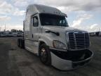 2016 FREIGHTLINER  CASCADIA 1