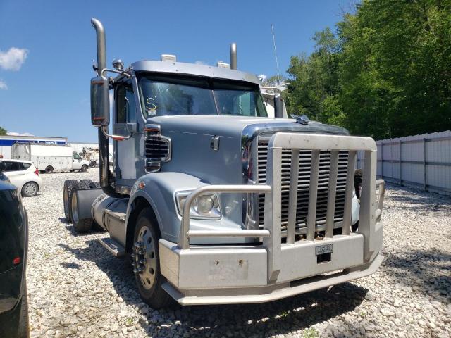 Freightliner 122SD salvage cars for sale: 2013 Freightliner 122SD