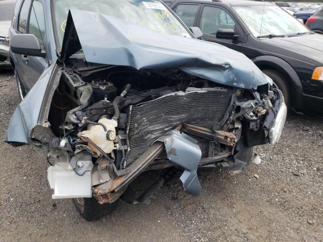 Lot #2428047184 2012 FORD ESCAPE XLT salvage car
