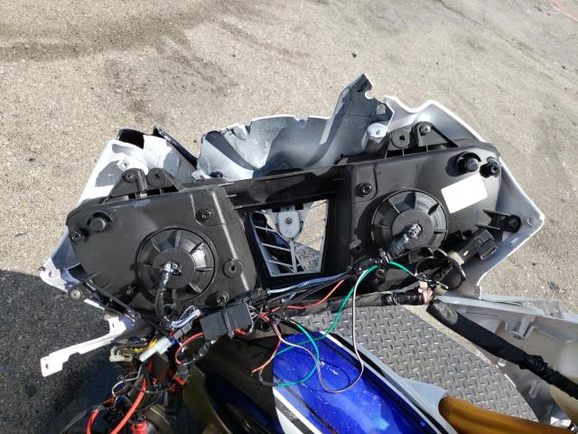 2015 YAMAHA YZFR6 C JYARJ16Y3FA009684