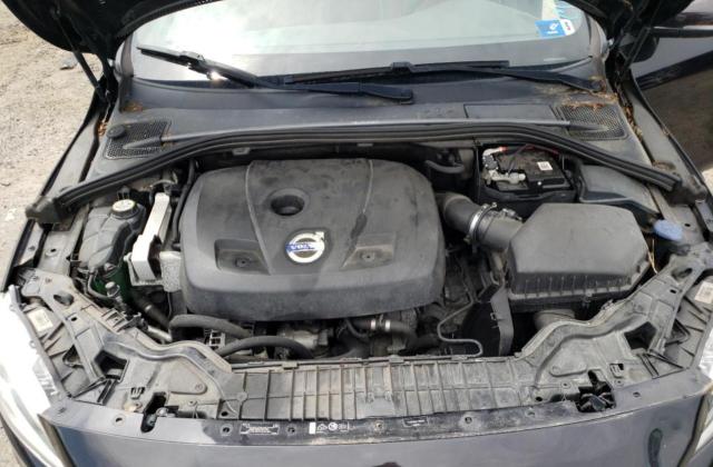 2015 VOLVO V60 PREMIE YV126MEB0F1188380