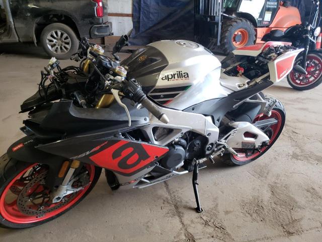 2018 APRILIA RSV4 ZD4KEU00XJS001295