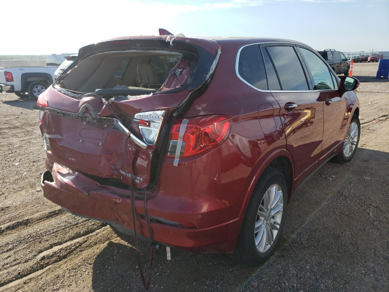 LRBFXCSA3JD010091 2018 Buick Envision Preferred