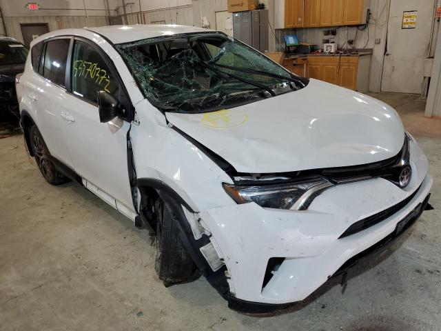 Salvage cars for sale from Copart Columbia, MO: 2018 Toyota Rav4 LE