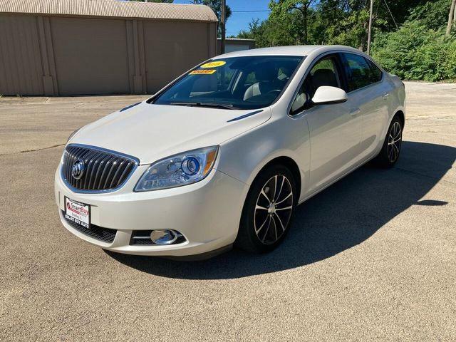 Седани BUICK VERANO 2016 Білий