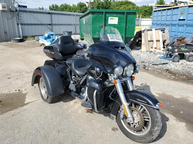 Salvage Motorcycles for sale at auction: 2018 Harley-Davidson Flhtcutg TRI Glide Ultra