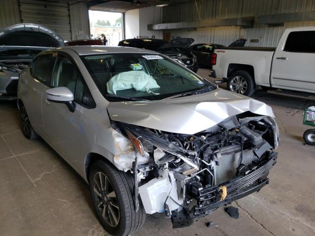Salvage cars for sale from Copart Franklin, WI: 2021 Nissan Versa SV