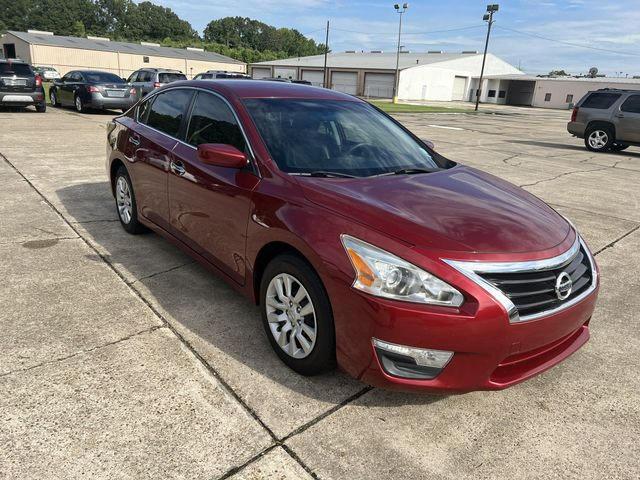 Седаны NISSAN ALTIMA 2015 maroo