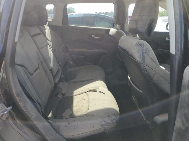 3C4NJDBB1JT104817 Jeep Compass Latitude