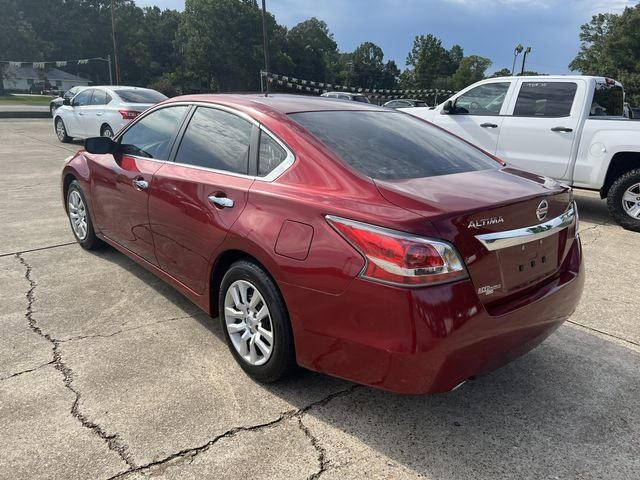 Седаны NISSAN ALTIMA 2015 maroo