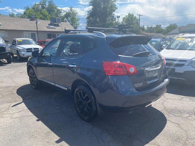 Паркетники NISSAN ROGUE 2012 Синий