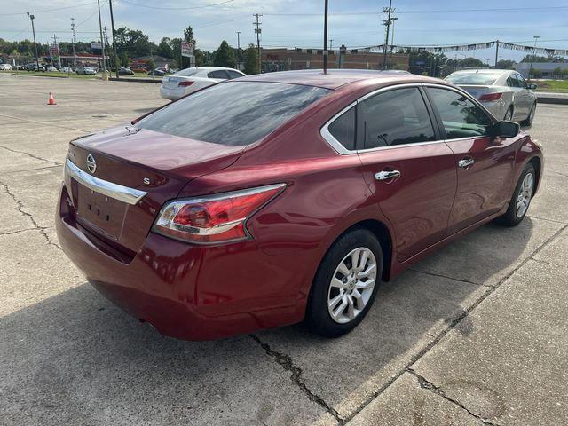 Седаны NISSAN ALTIMA 2015 maroo