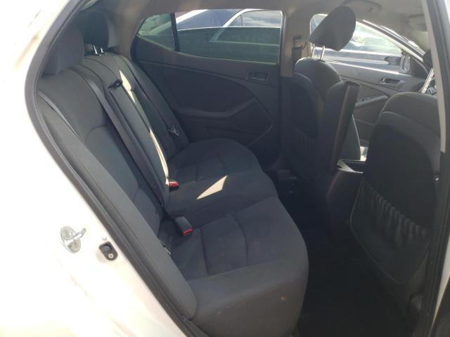 KNAGM4A70F5558090 KIA Optima Lx