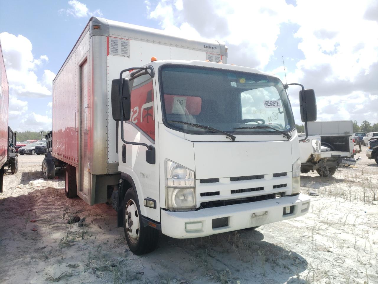 2013 Isuzu Nrr  for Sale in Houston, TX - Minor Dent/Scratches