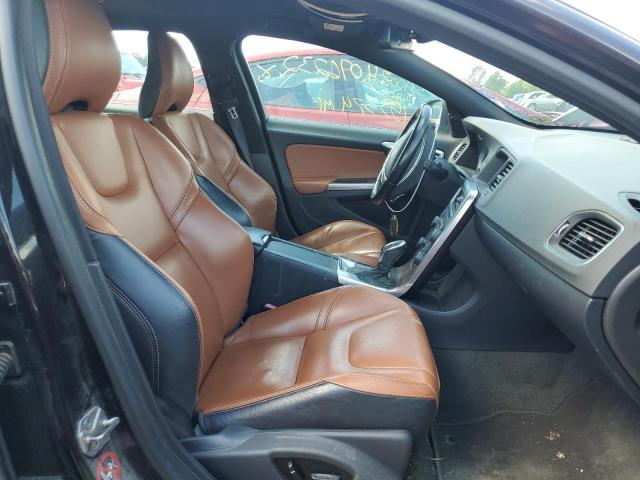 2015 VOLVO V60 PREMIE YV126MEB0F1188380
