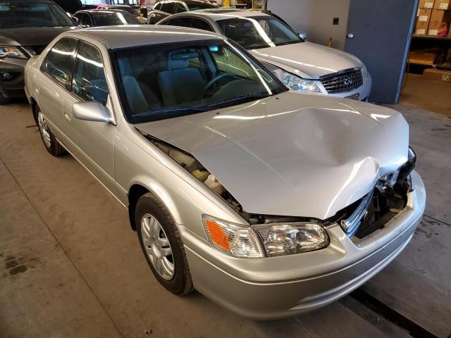 Salvage cars for sale from Copart Wheeling, IL: 2001 Toyota Camry CE