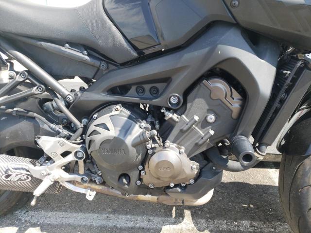 2016 YAMAHA FZ09 C JYARN33Y2GA002442