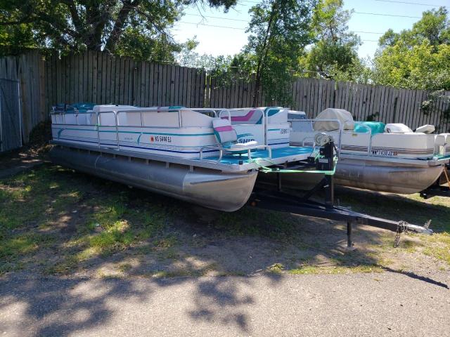 Salvage boats for sale at Ham Lake, MN auction: 1989 Thomas Boat