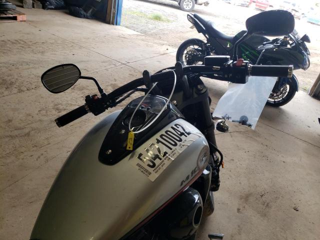2018 SUZUKI VZR1800 JS1VY53A0J2100115