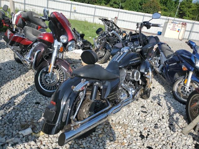 2011 HARLEY-DAVIDSON FLTRU 1HD1KGM1XBB627739