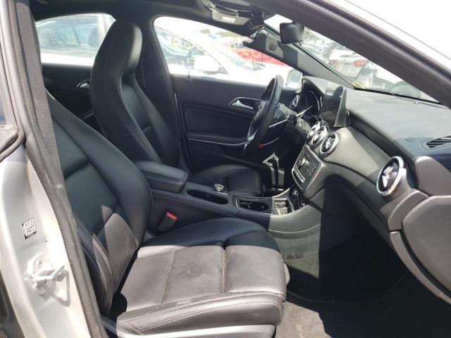 WDDSJ4EB6HN463837 Mercedes-Benz CLA 250