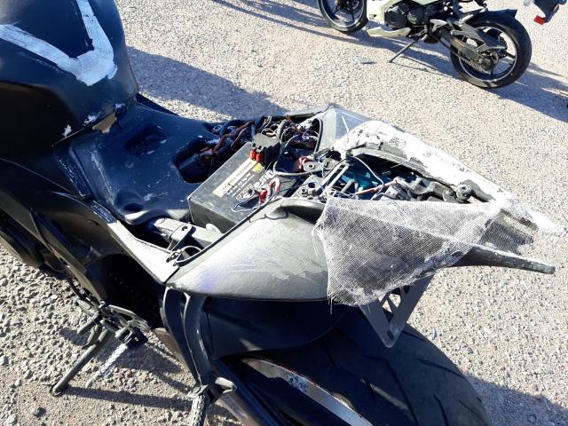 2018 APRILIA RSV4 ZD4KEU003JS001042