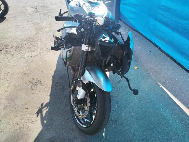 2018 KAWASAKI ZX636 F JKBZXJF17JA014035