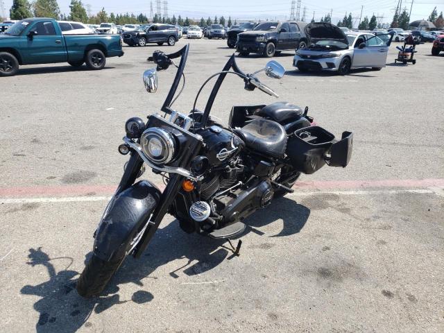 2019 HARLEY-DAVIDSON FLHCS 1HD1YBK66KB071638