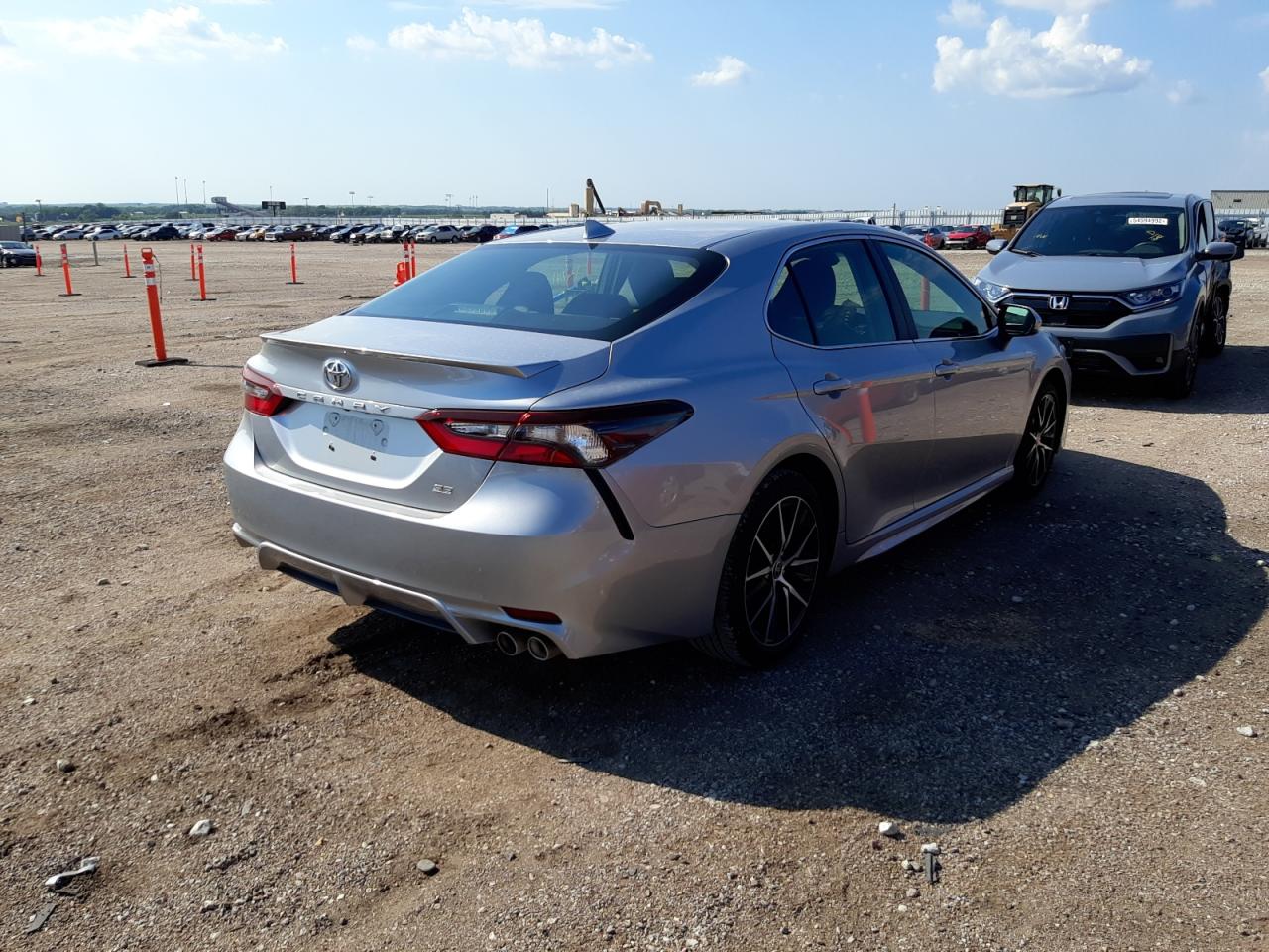 4T1G11AK1MU522180 TOYOTA CAMRY 2021