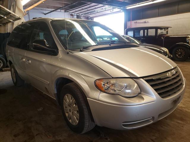 2007 Chrysler Town & Country LX