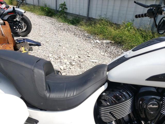 2019 INDIAN MOTORCYCLE CO. CHIEFTAIN - 56KTCDAA5K3381066