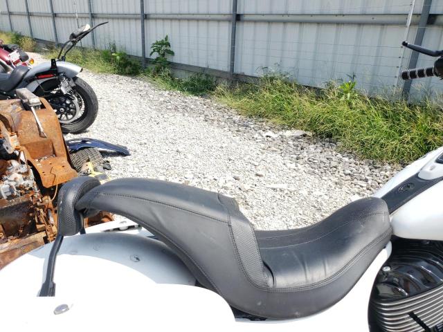 2019 INDIAN MOTORCYCLE CO. CHIEFTAIN - 56KTCDAA5K3381066